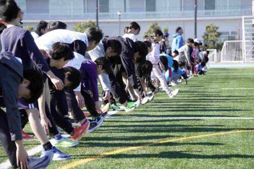 動的ストレッチ。走るときに大切な筋肉をしっかりストレッチ。