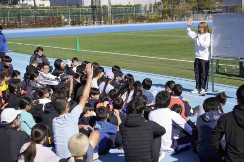 最後は質疑応答。時間が足りなくなるくらいの質問が飛び出しました。